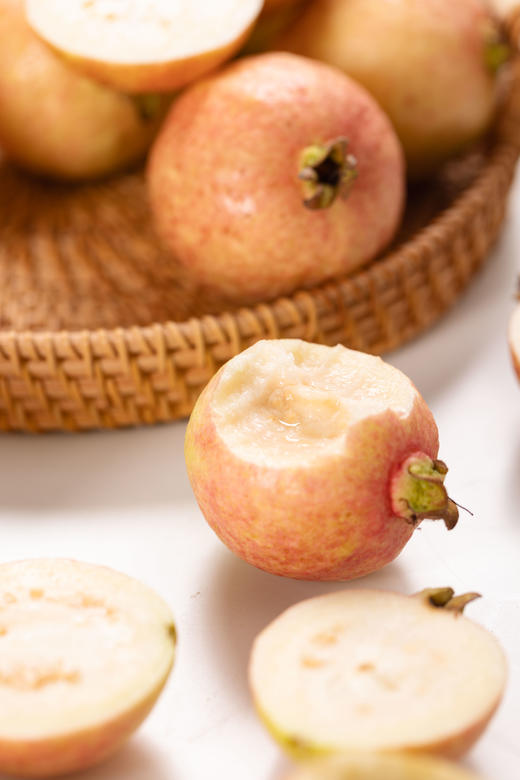 樱桃芭乐丨 比较娇嫩，树熟软糯，收到后及时放去冰箱冷藏，不要常温放。⭐️顺丰快递 商品图4