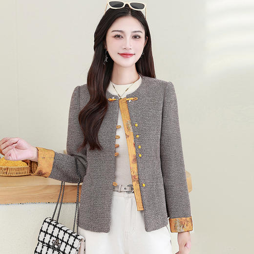 QYM AM5C061-Y复古盘扣小香风外套2短款休闲上衣 商品图0