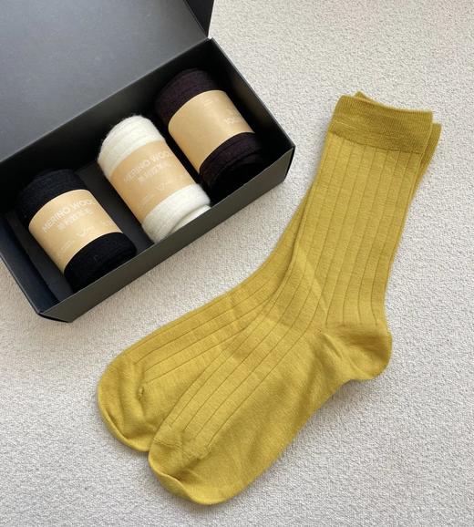 老渠道 日本贸易订单 扬子纱羊毛中筒袜套盒  袜子界“爱马仕” 200针可机洗 一盒四双，两种规格可选 商品图2