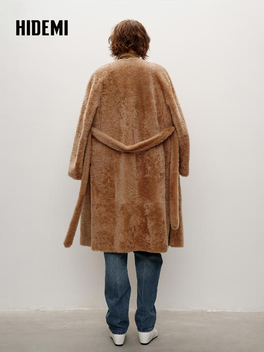 HIDEMI 大秀款进口拉贡胎羔羊定染长款皮毛一体大衣 商品图11