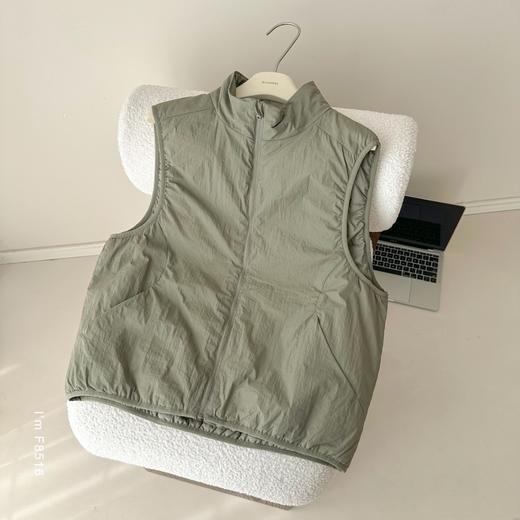 老米优品🎈3-5天发！内夹100%羊毛《轻量化羊毛水波纹立领男士云绒暖马甲 》专为20℃温差场景设计，轻量保暖！WT251018A 商品图3