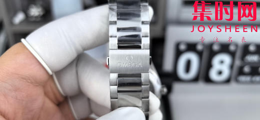 欧米茄VS海马150米系列 柚木绿 6点位日历 Aqua Terra 150米腕表 8900一体机 男士腕表 表径41mm 商品图7