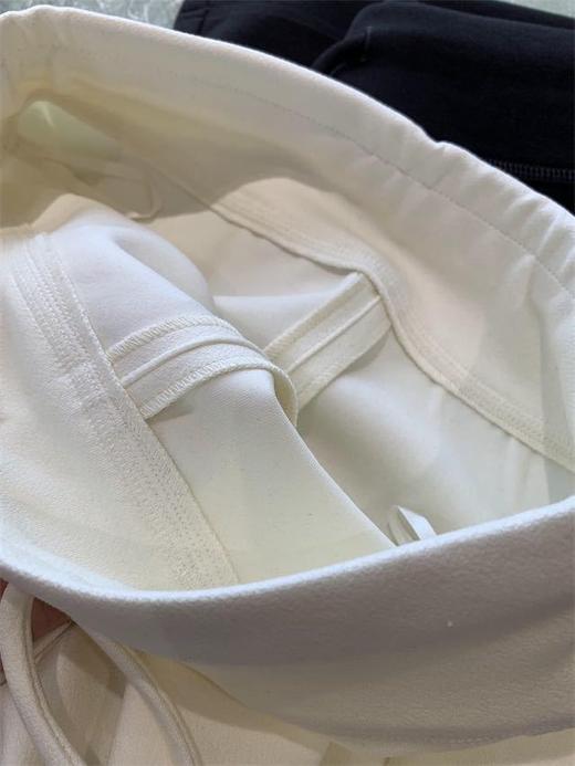 巨好穿高腰微喇神仙裤！塑形能手！小翘臀警告！✅弹力面料+高腰段稳固收腹，勾勒腰臀曲线 ✅适配所有腿型，一秒穿出大长腿！提臀+高腰收腹+显瘦+显腿直，多位一体！ 商品图10