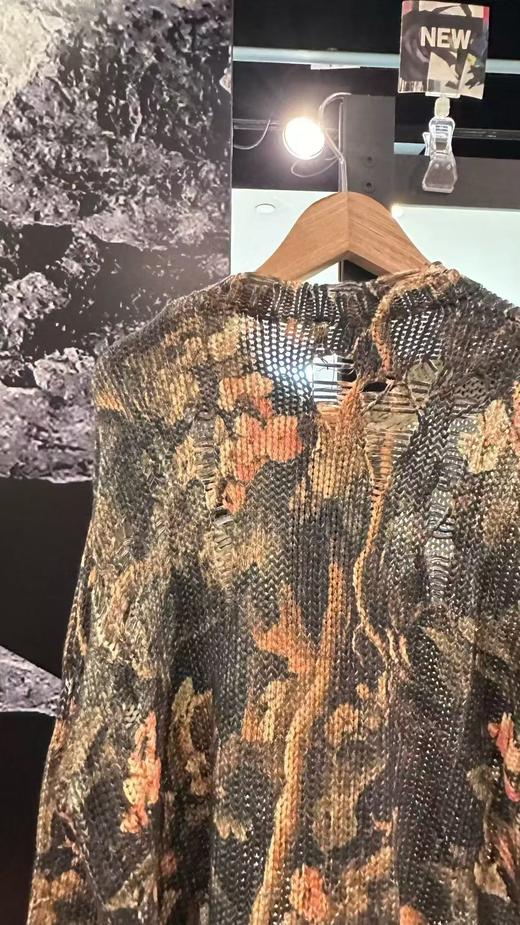 中性款做旧满印破洞针织衫 商品图2