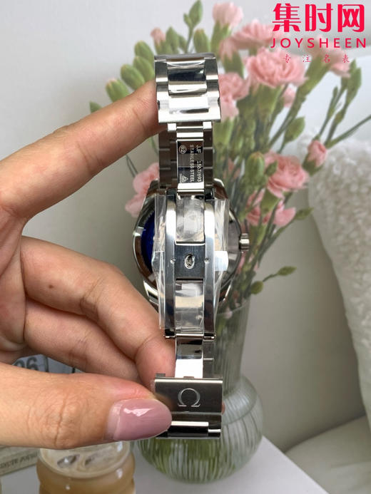 欧米茄VS海马150米系列 蓝色盘 3点位日历 Aqua Terra 150米腕表 8500一体机 男士腕表 表径41.5mm 商品图6