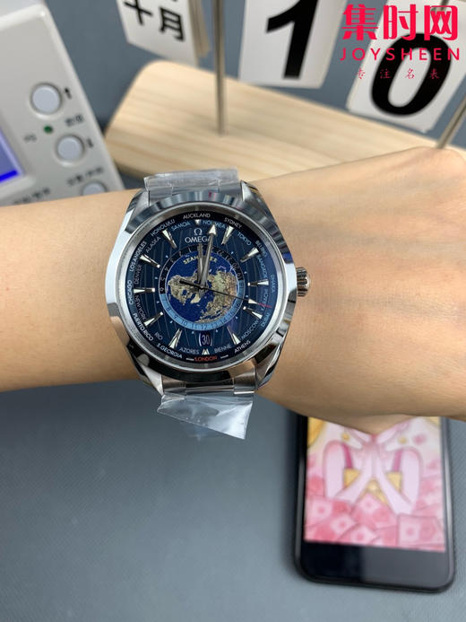 VS欧米茄海马世界时系列 VS海马世界时深海之蓝 蓝海马 海马世界时钢带款 男士腕表 表径43mm Aqua Terra 世界时腕表 商品图8