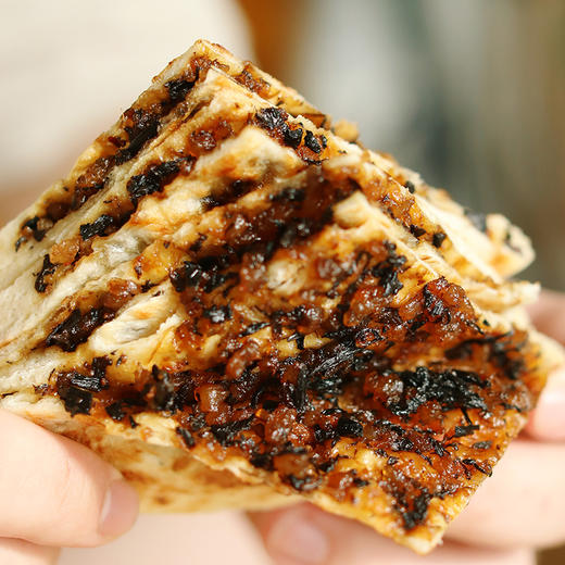 一口沦陷！【山子家】肉麦饼 老面发酵 手工和面 梅干菜肉麦饼天花板！醇香梅干菜与鲜嫩猪肉 咸香交融 油润不腻 商品图0