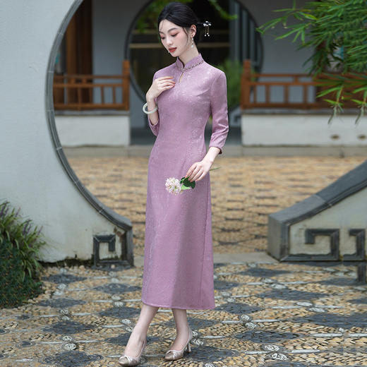 SC22303紫色显瘦妈妈装国风新中式秋季长袖旗袍2025新款女复古连衣裙秋冬 商品图3