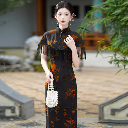 SC22305高端国风新中式长款秋季无袖旗袍改良年轻款女高级感披肩两件套装 商品图2