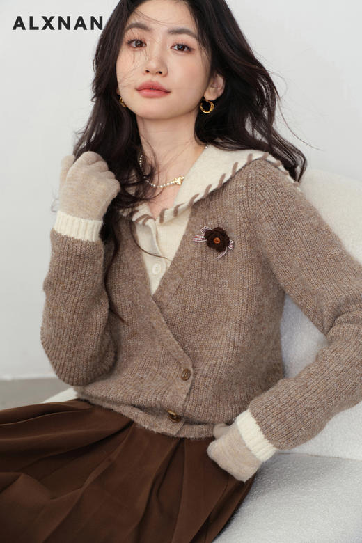 鹿向南「日光漫邮」设计感卡其色拼接针织衫女秋新款气质长袖毛衣 商品图5