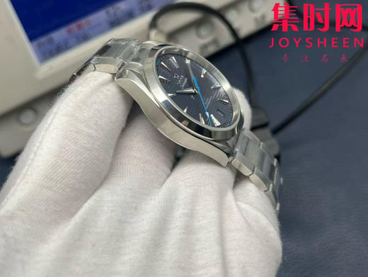 欧米茄VS海马150米系列 柚木蓝 小蓝针 6点位日历 Aqua Terra 150米腕表 8900一体机 男士腕表 表径41mm 商品图4