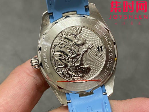 欧米茄VS海马150米系列 75周年纪念版 夏日蓝 湖蓝海马 密底海马 6点位日历 Aqua Terra 150米腕表 8900一体机 男士腕表 表径41mm 商品图6