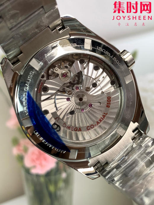 欧米茄VS海马150米系列 蓝色盘 3点位日历 Aqua Terra 150米腕表 8500一体机 男士腕表 表径41.5mm 商品图5