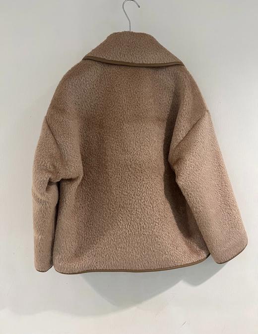 女款翻领外套 商品图1