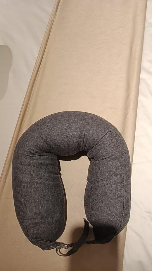 10楼宝缦 宝缦多功能旅行靠枕 吊牌价128元 活动价29.9/个 商品图1