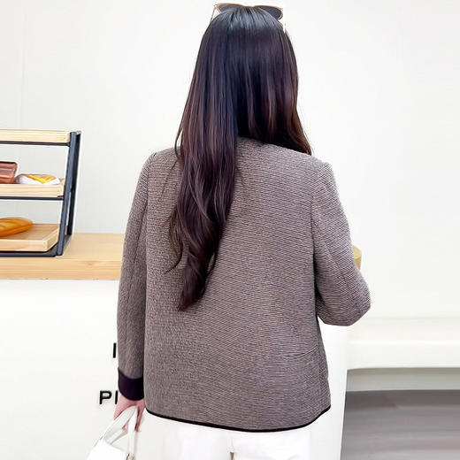 QYM AM5C060-Y小香风短款外套时尚休闲上衣 商品图2