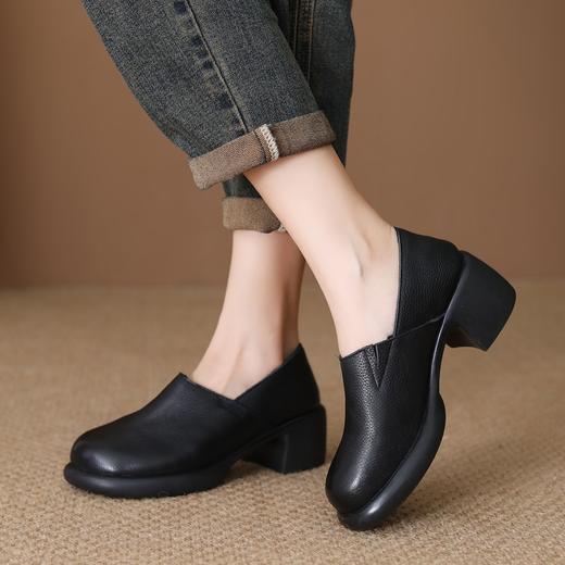 FR 85292乐福鞋复古圆头一脚蹬软皮粗跟单鞋 商品图3