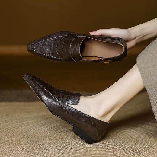 【预售5天】休闲低跟乐福鞋女小皮鞋春秋新款小方头一脚蹬舒适通勤单鞋KYD&K10440 商品图0