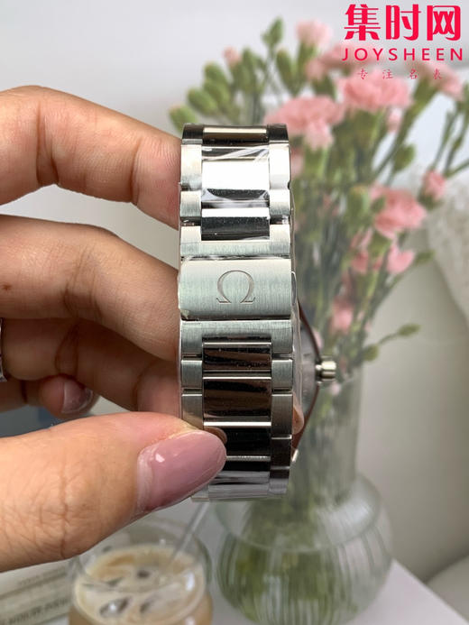 欧米茄VS海马150米系列 绿针海马 高尔夫版 3点位日历 Aqua Terra 150米腕表 8500一体机 男士腕表
表径41.5mm 商品图7