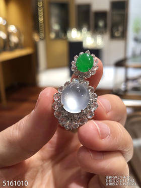 双蛋面吊坠。 99999【5161010】