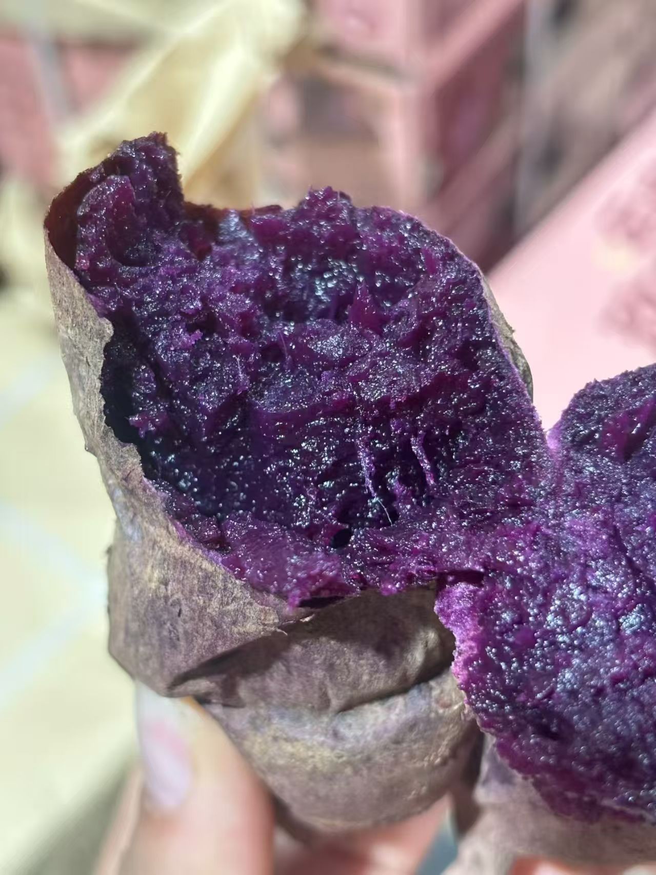 冰淇淋紫薯，哇塞，吃了你肯定星星眼，就像甜品刚出炉！精心种植，全程不使用农药，安全有营养。