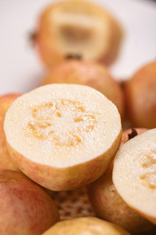 樱桃芭乐丨 比较娇嫩，树熟软糯，收到后及时放去冰箱冷藏，不要常温放。⭐️顺丰快递 商品图5