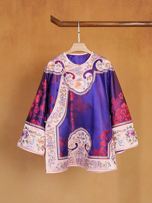 V252312外套 商品图3