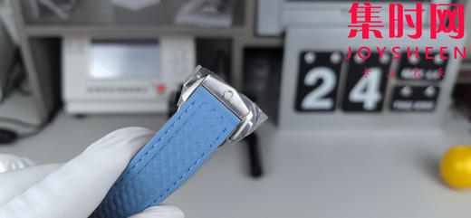 欧米茄VS海马150米系列 75周年纪念版 夏日蓝 湖蓝海马 密底海马 6点位日历 Aqua Terra 150米腕表 8900一体机 男士腕表 表径41mm 商品图5