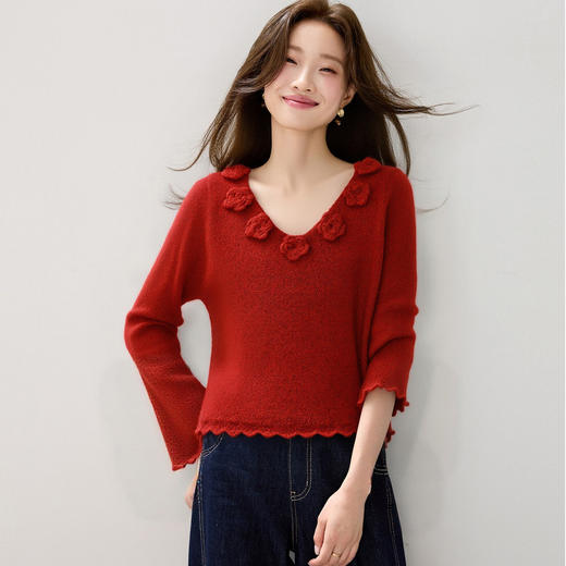 CC 2131立体花朵V领毛衣修身慵懒风喇叭袖针织衫 商品图1