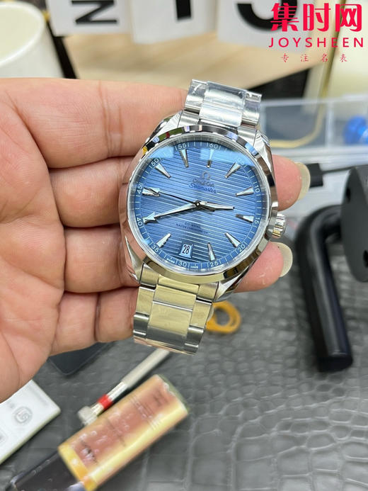 欧米茄VS海马150米系列 75周年纪念版 夏日蓝 湖蓝海马 密底海马 6点位日历 Aqua Terra 150米腕表 8900一体机 男士腕表 表径41mm 商品图1