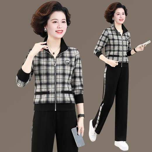 SP85-7681 运动套装女春秋季2025新款宽松洋气妈妈立领卫衣休闲跑步服三件套 商品图1