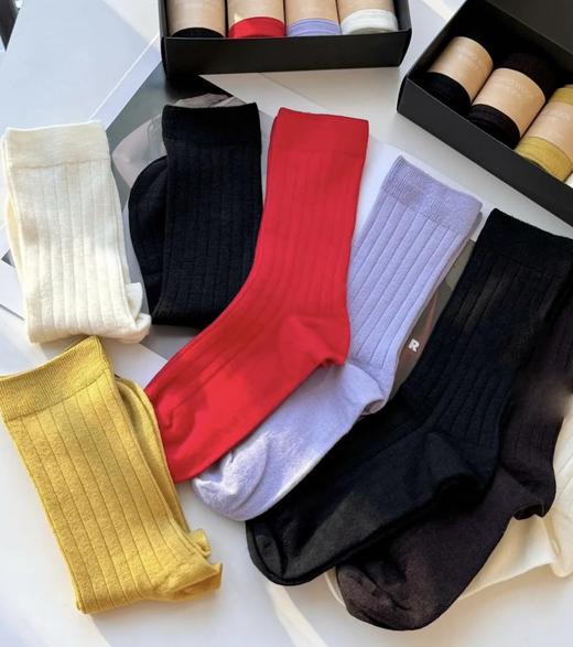 老渠道 日本贸易订单 扬子纱羊毛中筒袜套盒  袜子界“爱马仕” 200针可机洗 一盒四双，两种规格可选 商品图3