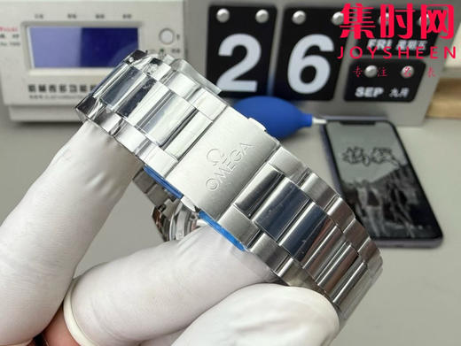 欧米茄VS海马150米系列 新款黑色盘 光面黑盘 6点位日历 Aqua Terra 150米腕表 8900一体机 男士腕表 表径41mm 商品图7