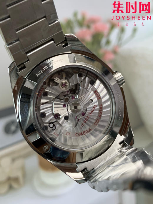 欧米茄VS海马150米系列 大黄蜂 3点位日历 Aqua Terra 150米腕表 8508一体机 男士腕表 表径41.5mm 商品图5