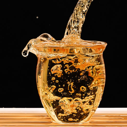 云鼎昌【水帘洞天·蛮砖】2021年普洱茶生茶云南易武古·300茶饼200g 商品图2