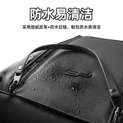 全新正品 PLAYEAGLE简约风高尔夫鞋包，轻松单独存放和鞋袋您的高尔夫球鞋，配有额外的口袋和耐用的手套，鞋带方便。
三个色，官网200➕ 商品图11