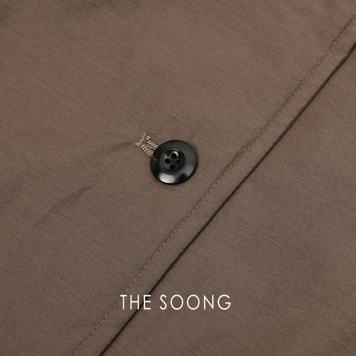 THESOONG|"廓形暖意"90鹅绒超轻盈保暖翻领羽绒服HWYRF8029 商品图4