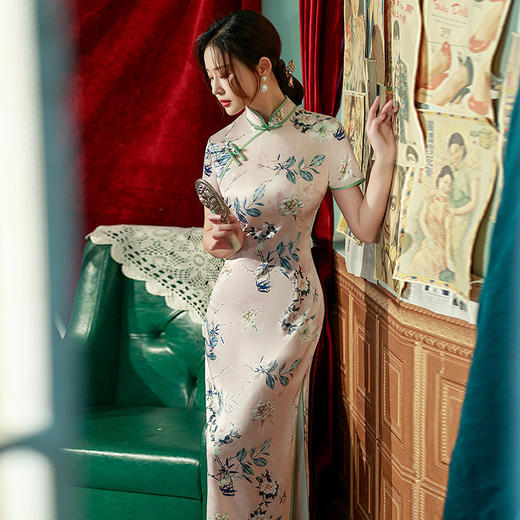 WZY6014传统国风中式长款改良旗袍2025新款女复古修身短袖日常可穿走秀款 商品图1