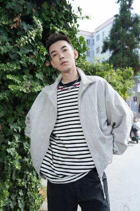 W532572201极简夹克
