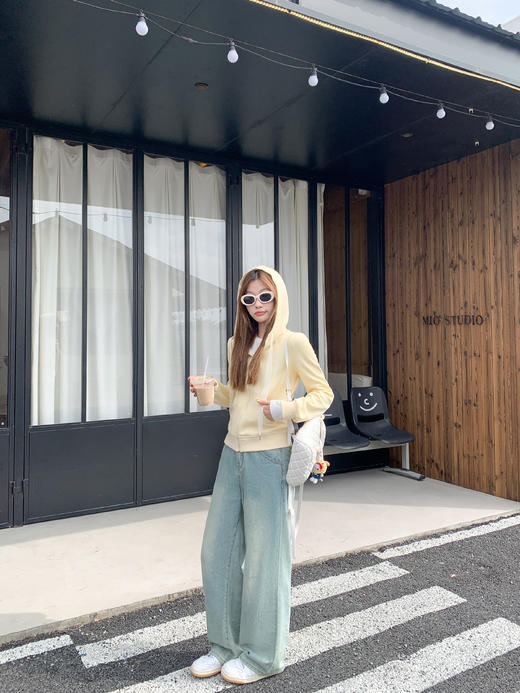 【189元任选2件】最后一波现货！奶呼呼黄色修身连帽卫衣外套 商品图10