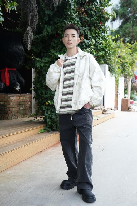 W532572196潮流扎染夹克 商品图6