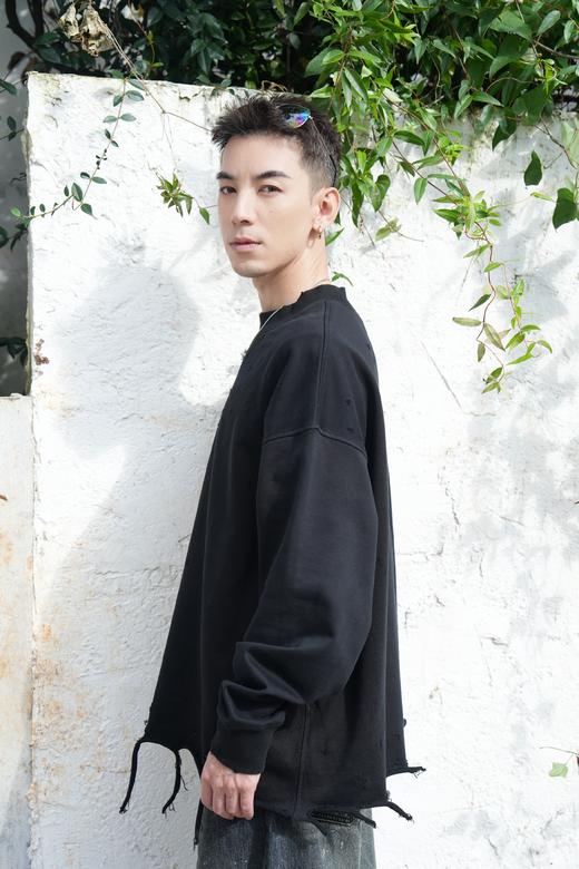 W546364361破洞圆领卫衣 商品图3