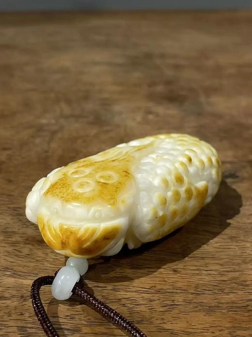 和田金沁白玉雕金蟾把玩件，顺丰包邮 商品图0