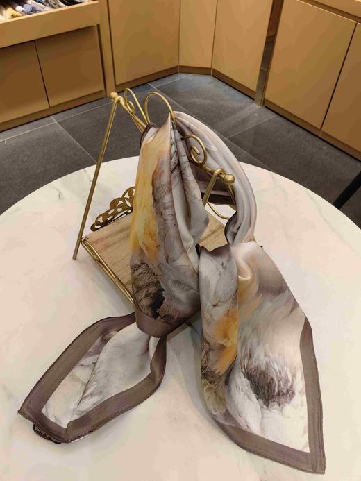 优品堂『迷缀』70×70桑蚕丝方巾 商品图0