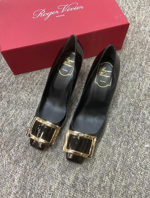 女款香槟扣高跟鞋 商品图0