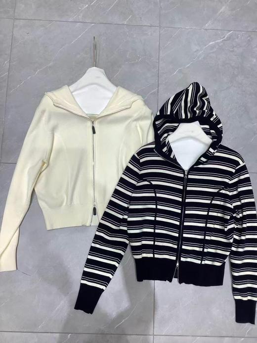 【门店同款】ENJOY冬季“暖冬知性”连帽针织开衫 167296190 商品图0