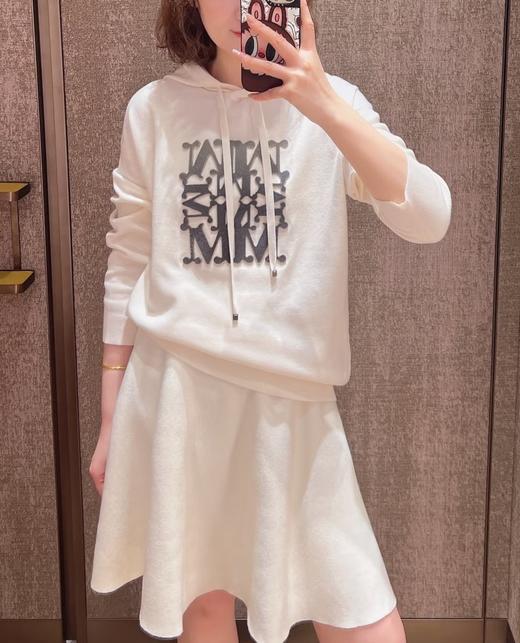 女款字母连帽针织衫毛衣 商品图2