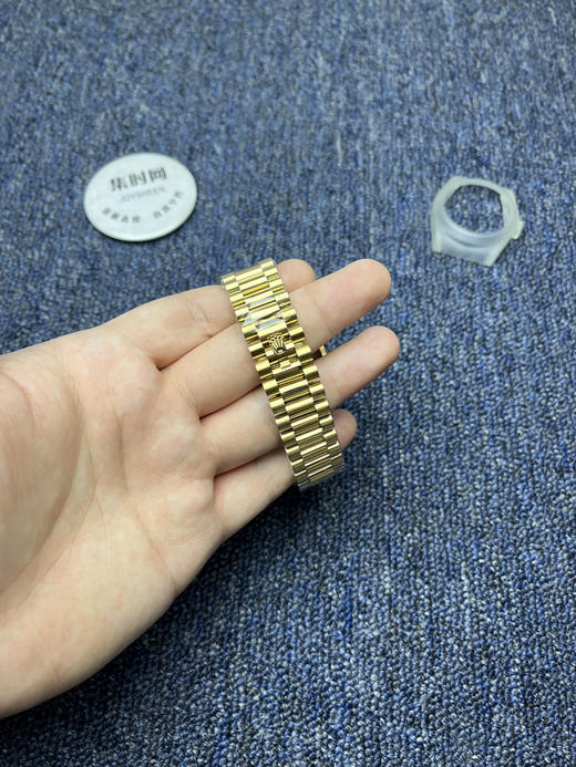 QF配重版 重量180克+ 白罗马面 钻圈款 劳力士星期日历型系列 日志40mm 商品图6