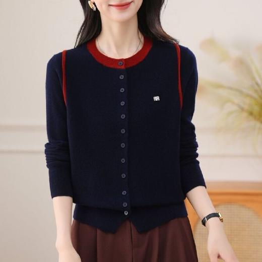 QF 62-747A圆领纯羊毛衫针织衫气质宽松毛衣 商品图3