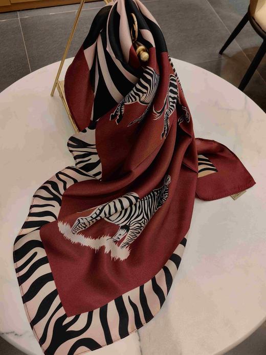 优品堂『迷缀』70×70桑蚕丝方巾 商品图2